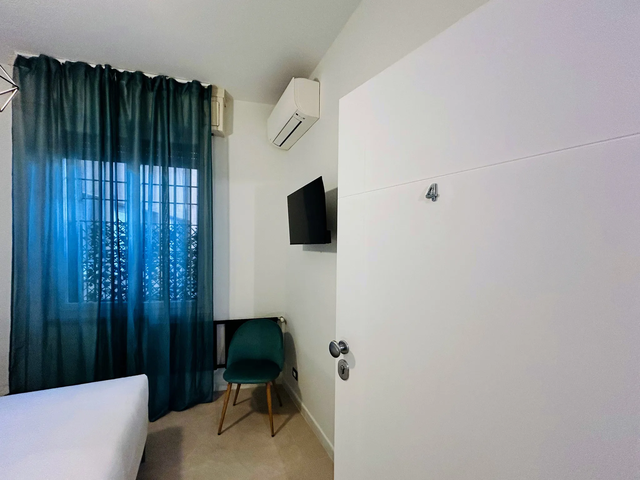 Eenpersoonskamer Standaard met Douche — foto 8
