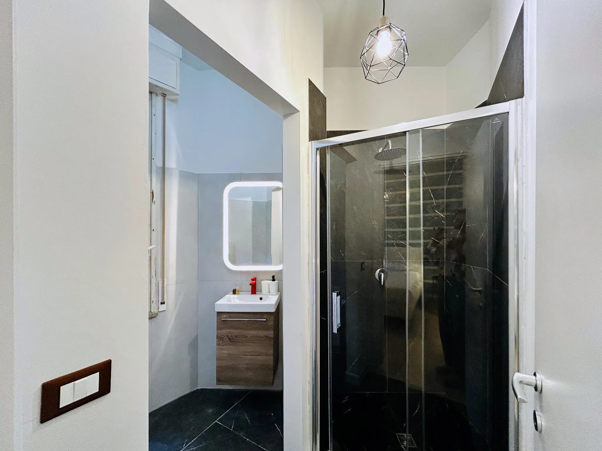 Eenpersoonskamer Standaard met Douche — foto 10